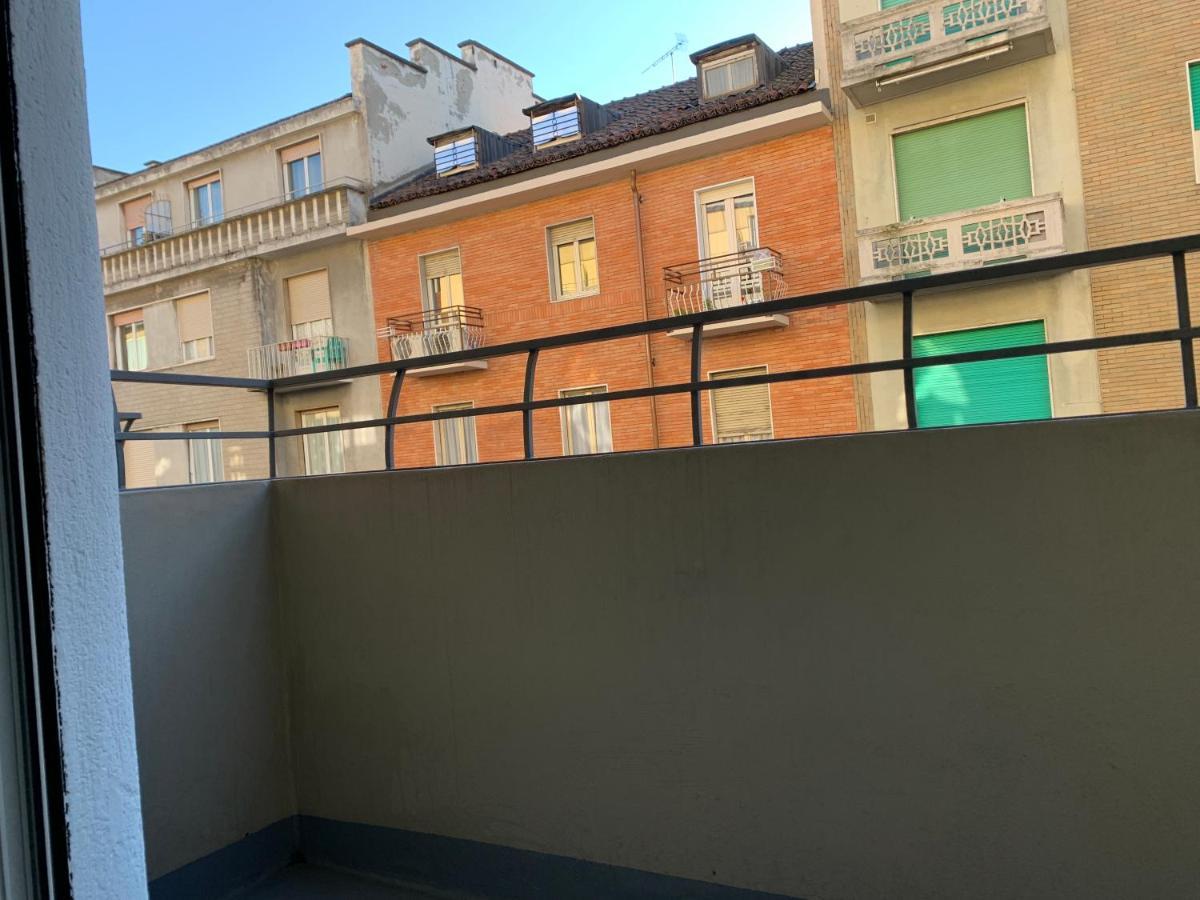 Casaury-Torinometrostop Exterior foto